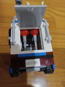 LEGO the LEGO Movie Lot Ice Cream Machine, Flying Flusher, Piece of Resistance