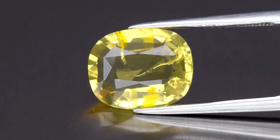 💎 2.87ct 12x9.2mm Cushion Natural Opal - Color Flash, Africa Gemstone - Image 2 of 4