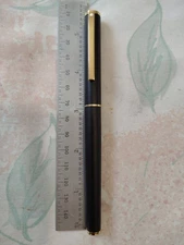Sheaffer Fashion M Matte Black Metal fountain pen, Medium Gold Plated Nib USA