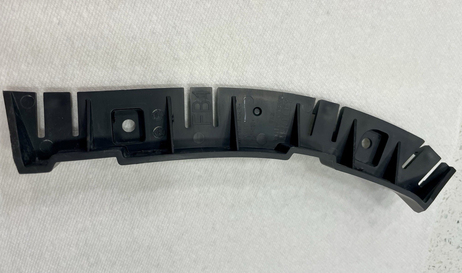 For BENTLEY GT FRONT BUMPER BRACKET RIGHT OEM:3W3807184A 2004-2011