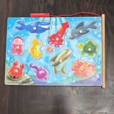 Melissa  Doug Magnetic Wooden Fishing Game Puzzle Board w/ Fishing Pole