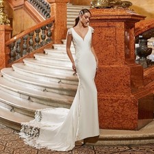 Satin Mermaid Wedding Dress Short Sleeve V-neck Appliques Backless Bride Gown