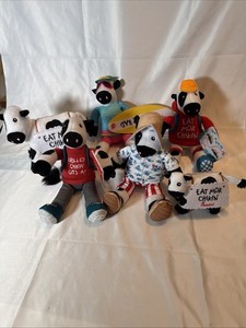 CHICK-FIL-A  Plush Cows Lot of 6