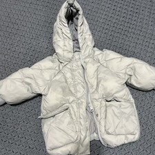 Zara Green Puffer Jacket with Hood and Quilted Material 3-4 years kl1 