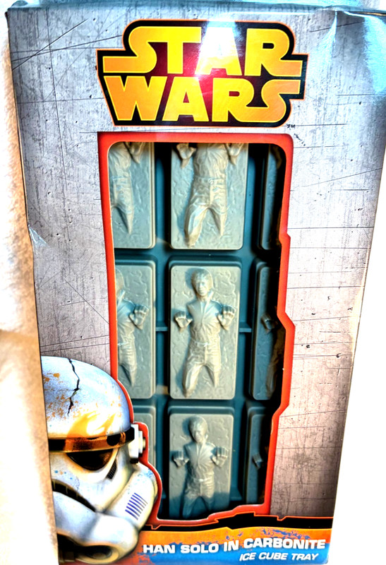 STAR WARS HAN SOLO IN CARBONITE ICE CUBE TRAY NEW IN THE BOX.