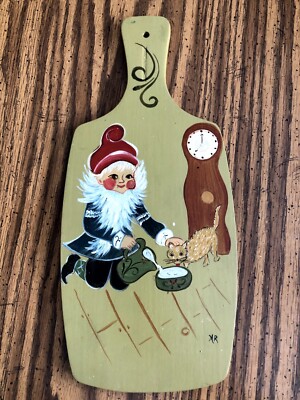 Wooden Elf Feeding Cat Milk Trivet/Decorative Hanging Piece MR 13.25 
