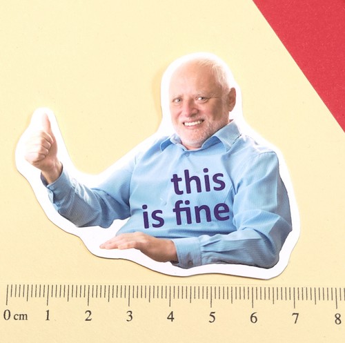 Meme Aufkleber This Is fine Harold 3 Stk Set Deko Aufkleber nerd Geek Internet - Picture 5 of 5