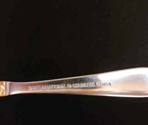 Posate internazionali ORO ACCENTO ANANAS in acciaio inox SCELTA - Foto 4 di 4