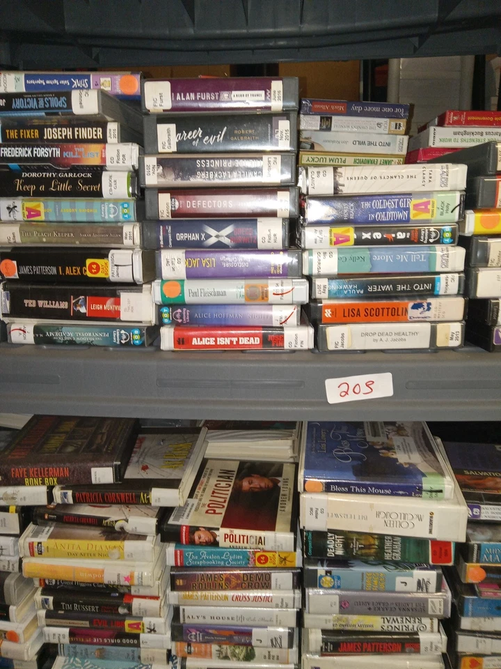 100s of AUDIOBOOKS ON CDS! top authors/ titles Pick & Choose! Build & Save! SALE — 第 3/4 张图片