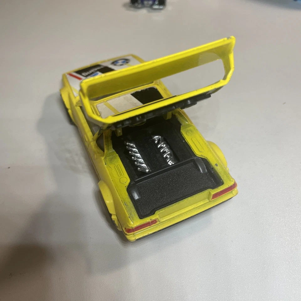 Vintage CORGI Diecast Yellow #25 RACE CAR 1/35 Goodyear BMW M1 Great Britain 308 - Image 4 of 4