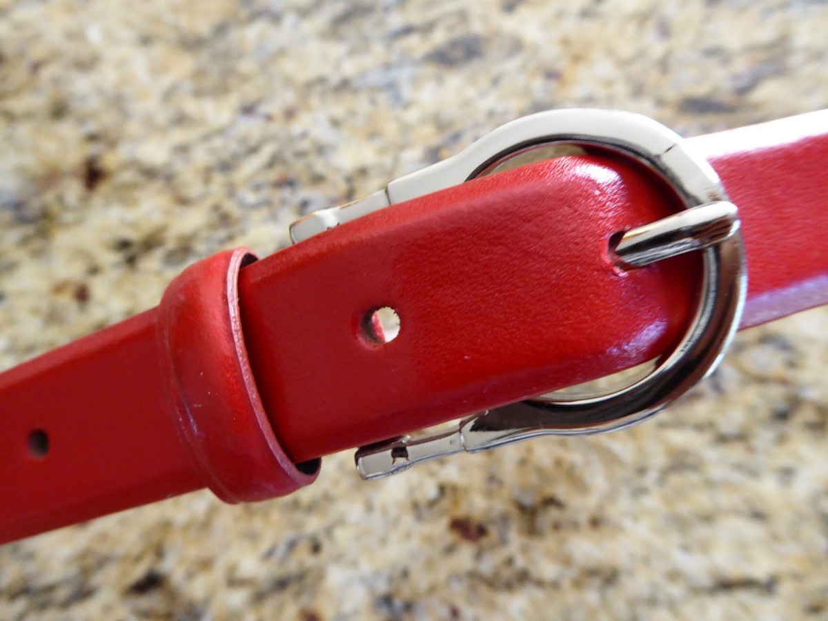 Ellen Tracy skinny red leather belt Medium Ellen Tracy Size M Genuine Leather Red Skinny Women Fashion  main image 2