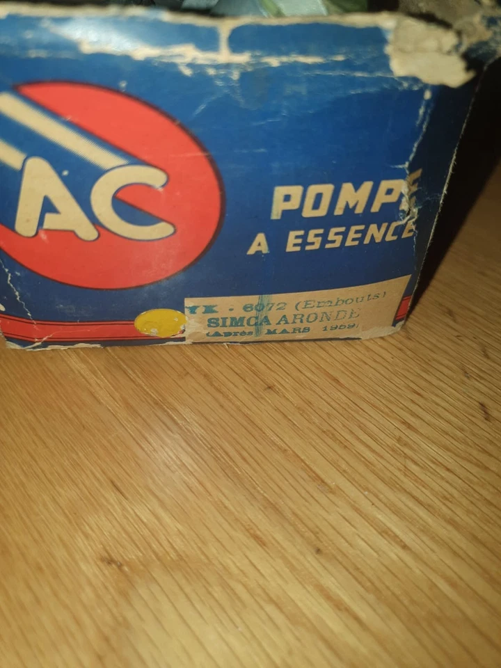 Mechanical fuel pump for SIMCA ARONDE 6072 AC DELCO FRANCE Foto 2 de 4
