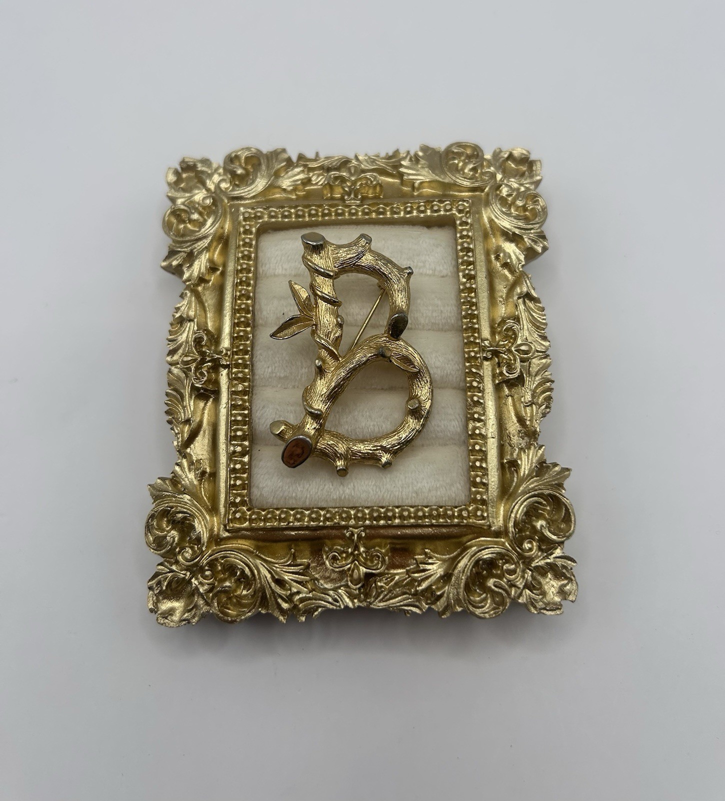 SARAH COVENTRY Brooch Letter “B” BAMBOO Initial P… - image 1