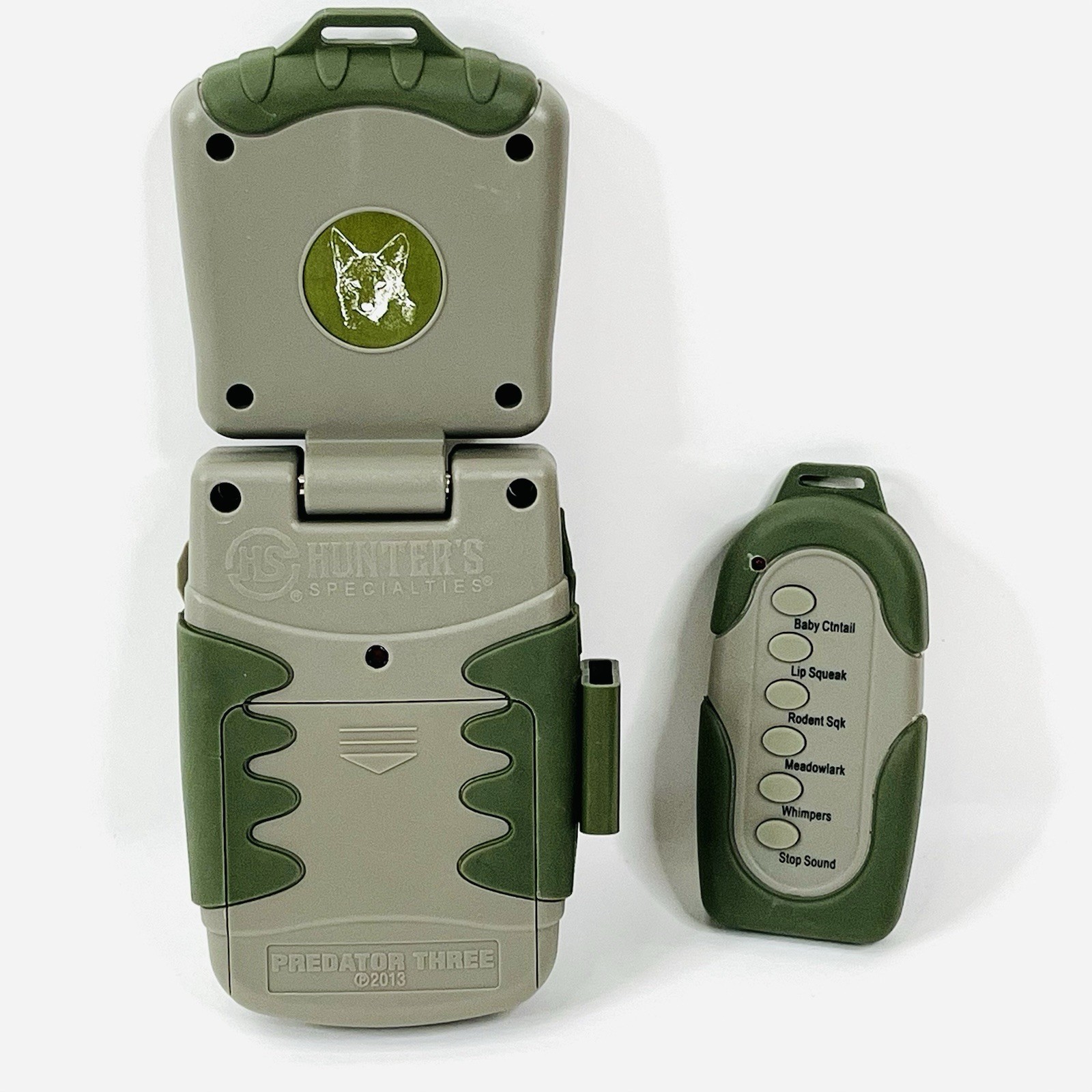 Johnny Stewart Predator Three T35 Animal Call With Remote & Belt Clip Works Good