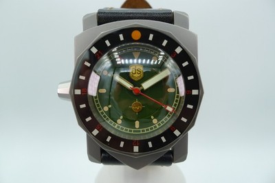 DREAM STAR VINTAGE DS GMT TITANIUM 200M 45MM DIVER SWISS SELLITA GOLD DIAL