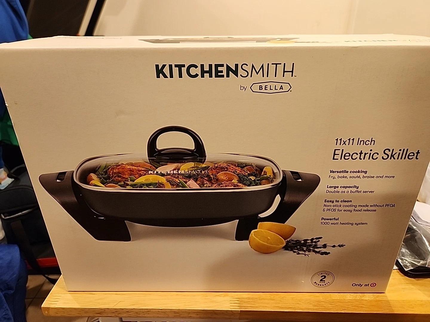 KitchenSmith by Bella TXG-619 11”x11” Electric Skillet 12117