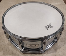 Pearl 5.5x14 metal/steel shell snare drum, 10 lug WA/SS heads, Taiwan