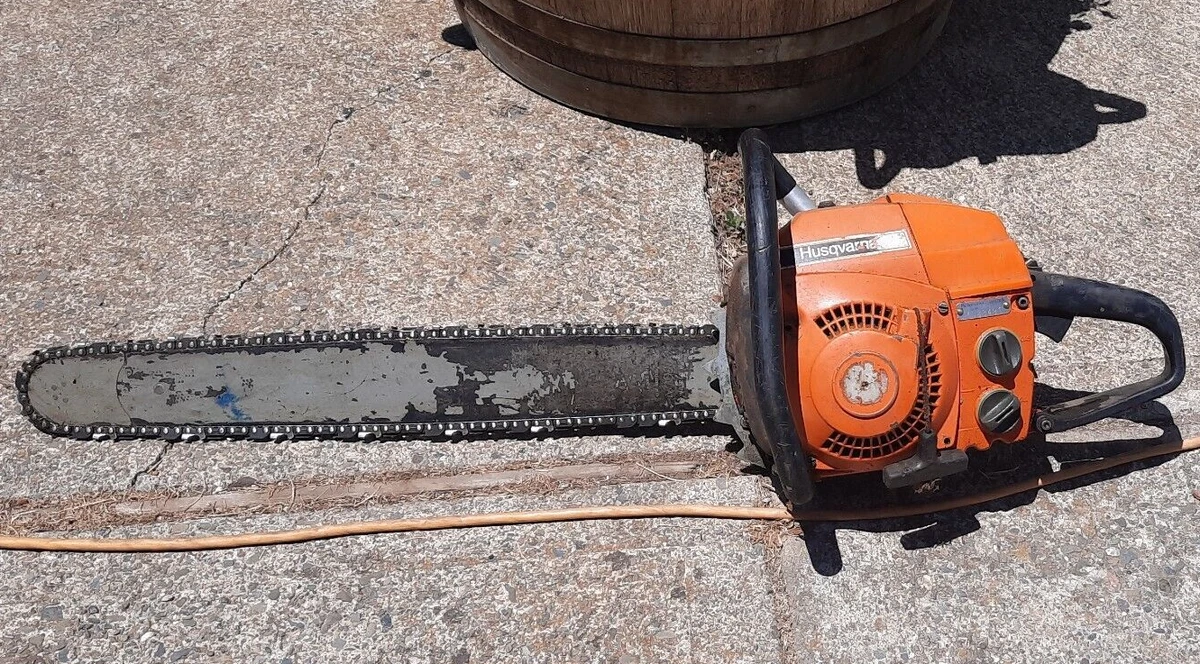 Husqvarna L65 Chainsaw Runs