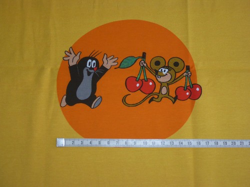 Panell Jersey Der kleine Maulwurf und Maus Poolparty Stoff & Liebe gelb 57 x 47 - Bild 2 von 2