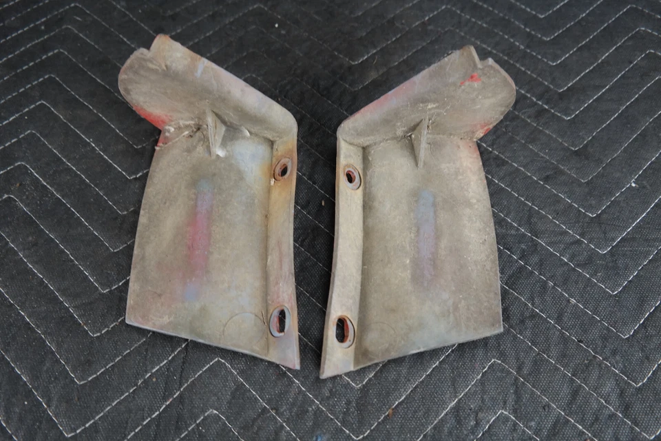 Chevette 1975 76 bumper end cap rubber trim fender corner ext bumper filler #2 - Image 3 of 4