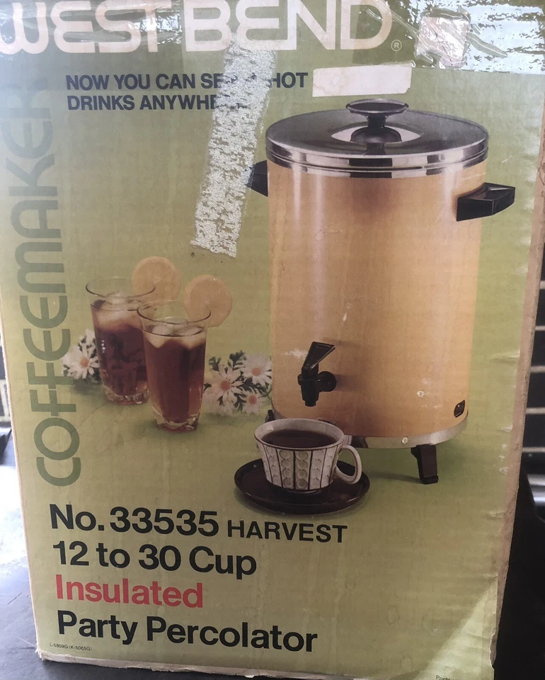 Vintage WEST BEND 30 Cup Automatic Coffee Maker #11869 Harvest Gold w/ powercord - Image 2 of 4