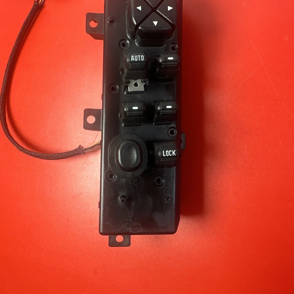 门窗开关前左标准 DWS-1479 适合 2004 年吉普大切诺基 — 第 4/4 张图片