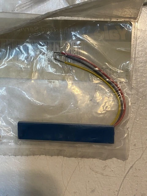 8 Cantidad de piezas Yale Dist. Potenciómetros Center 519617808 (8 cantidades) Foto 4 de 4