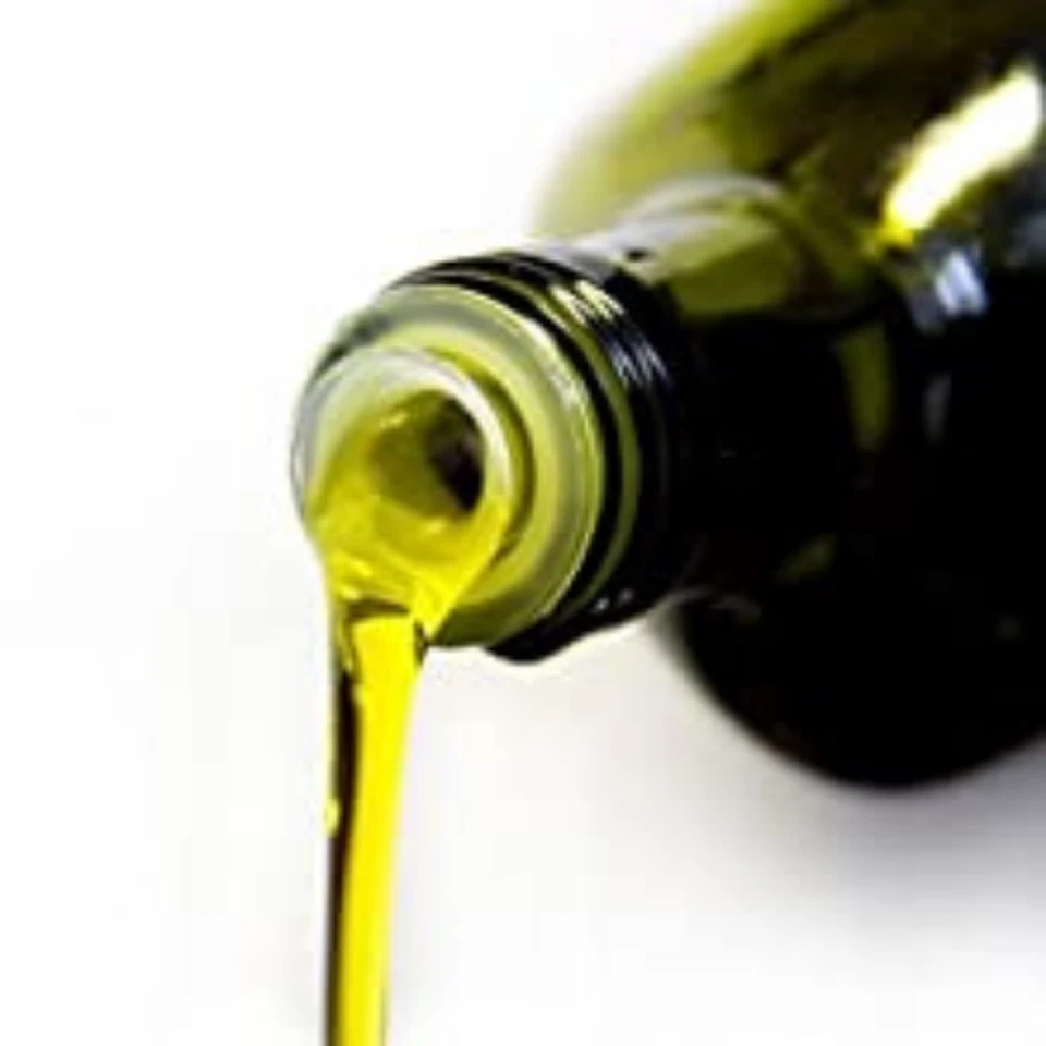 BOTTIGLIA MARASCA in VETRO UVAG VERDE per OLIO LIQUORE 750 ml con TAPPO DOSATORE - Immagine 4 di 4