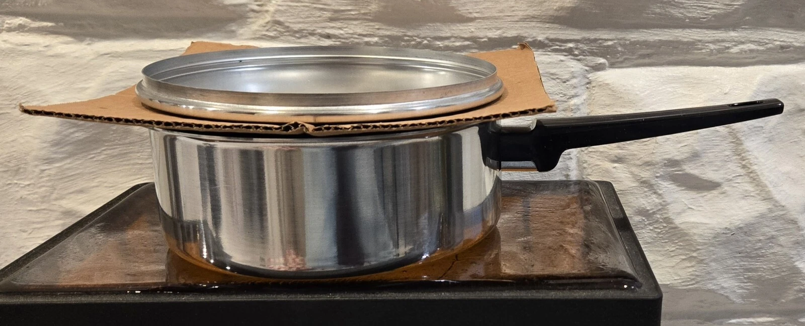 Vtg NEW Duncan Hines Regal Ware Aluminum 2 qt Saucepan Pot & Lid FREE US SHIP