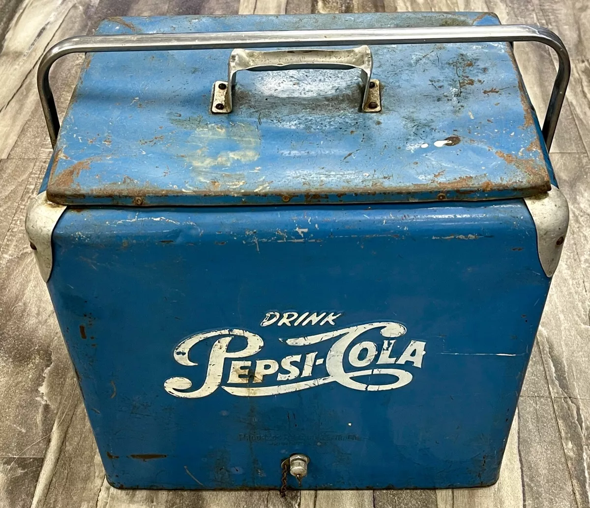 Pepsi-Cola Soda Cooler  Pepsi cola, Pepsi, Pepsi vintage