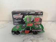 Bobby Labonte 18 Interstate Batteries 2005 Monte Carlo 1:24 Scale