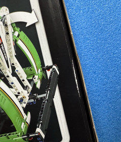 LEGO Technic 24 Hours Of Le Mans Race Car 42039 *NEW SEALED* 2013 Green Racecar