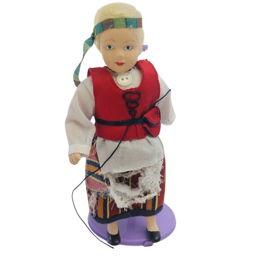 Dolls Of The World 18 Porcelain Dolls All Differant With Stands No Booklets No1 - Picture 13 of 17