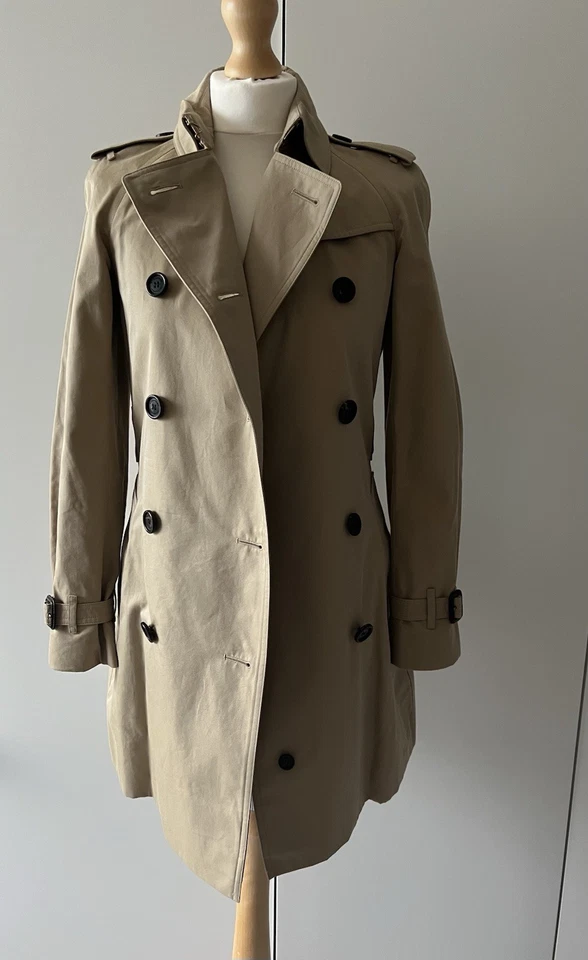 Burberry Westminster, photo 1 of 5