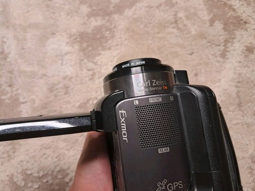 Sony HDR-XR200 120GB HDD Handycam Camcorder Video Recorder Camera Full HD GPS - Picture 6 of 24