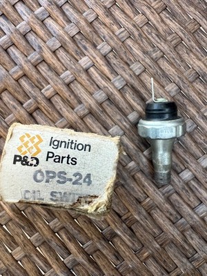 Vintage IGNITION PARTS P&D P and D OPS-24 Oil Pressure Sender Switch OPS24