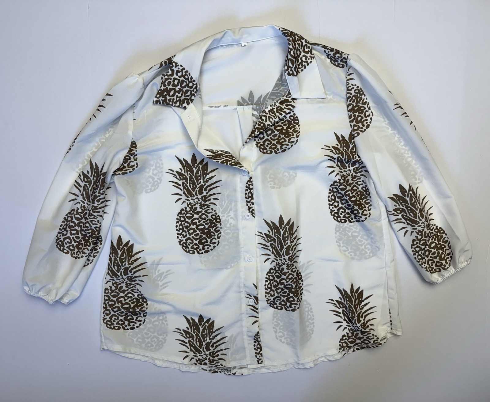 Women’s Pineapple Print Lightweight Button Up Blo… - image 1