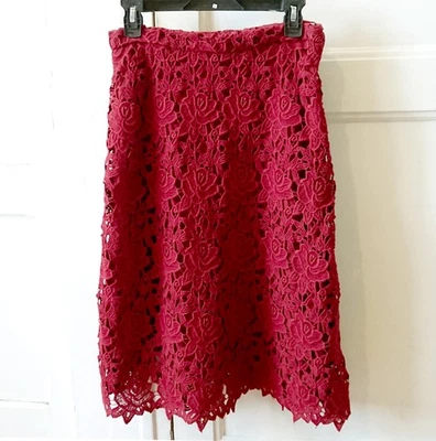 Jupe rouge bordeaux Zara Woman, dentelle de coton floral taille 38 - Photo 1/4