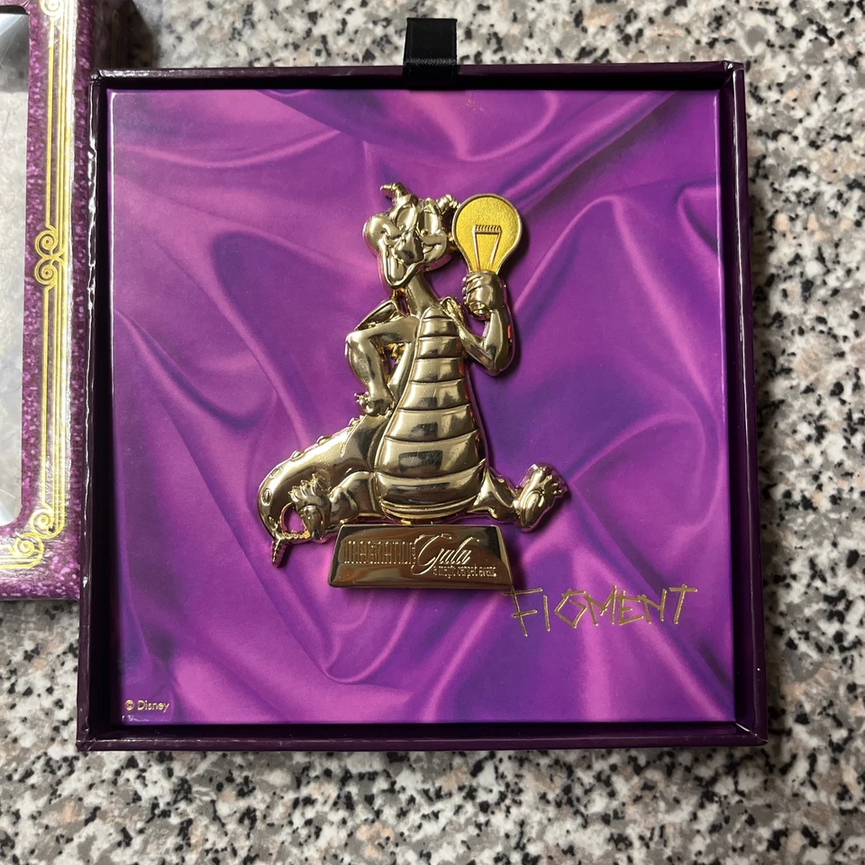 PIN JUMBO DISNEY WDW IMAGINACIÓN GALA FIGURA DORADA PREMIO EN CAJA LE 750 Foto 4 de 4