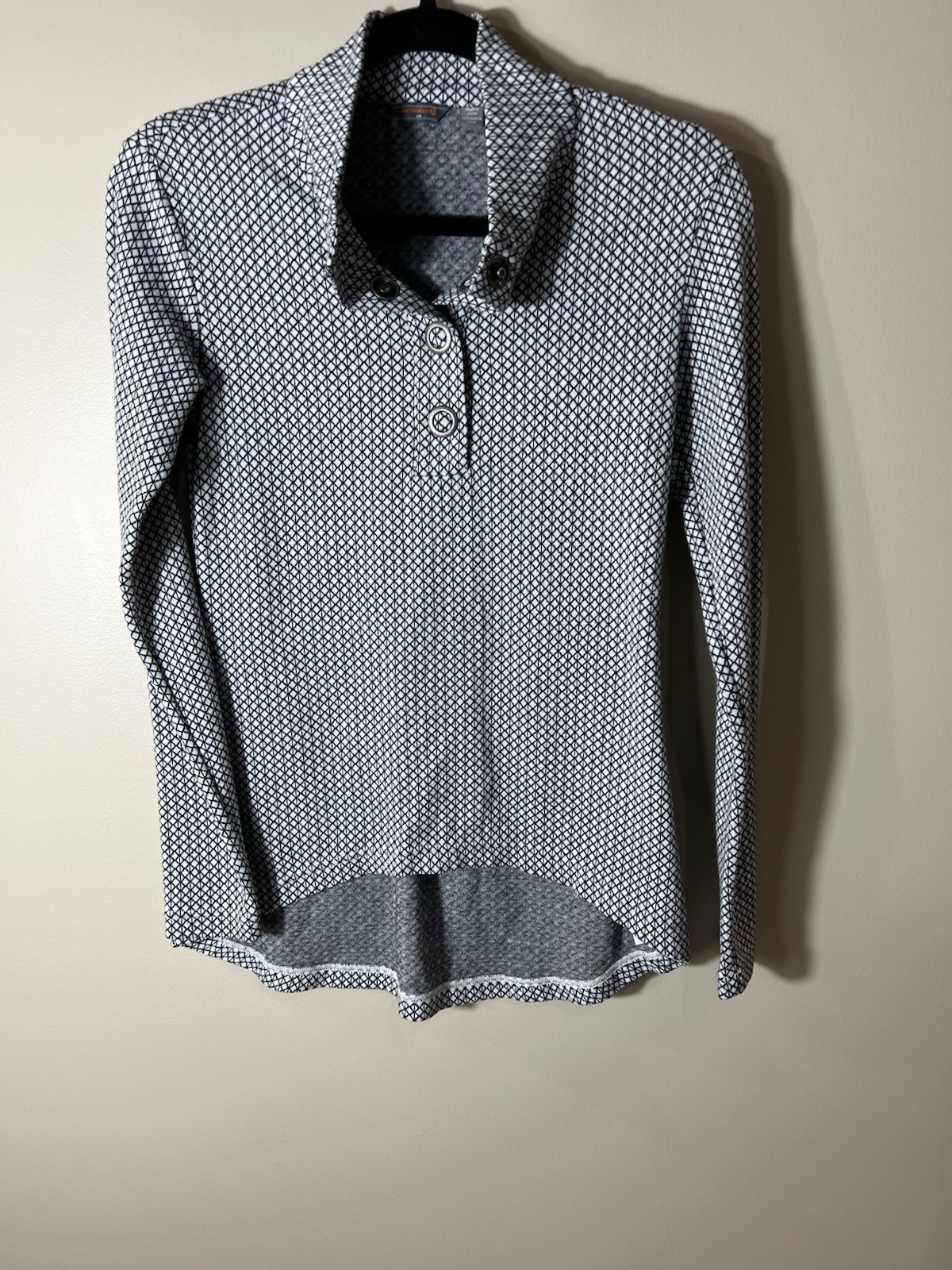 Merrell Indira Snap Placket Pullover Black And Wh… - image 8