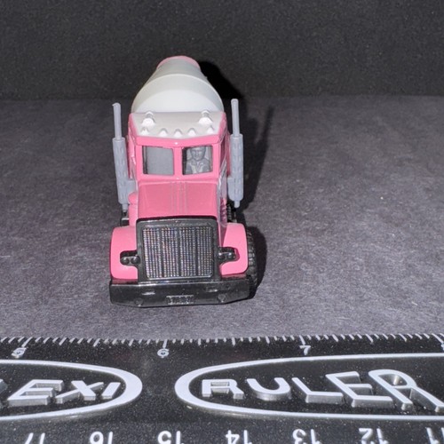 Vintage Matchbox SF Australian Peterbilt miscelatore cemento rosa - senza scatola raro HTF - Foto 3 di 14