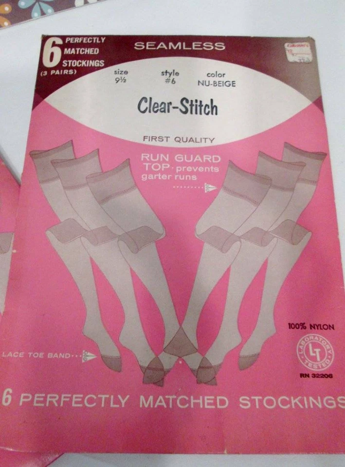 Nuevo de Lote Antiguo Medias PUNTADA TRANSPARENTE 4 Pares Medias 100% Nylon Sin Costuras 9.5 33L Foto 3 de 4