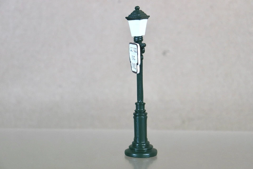 CALLES KING & COUNTRY HK069B DE ANTIGUO POSTE DE LUZ DE CARRETERA PISCINA AZUL HONG KONG de Foto 3 de 4