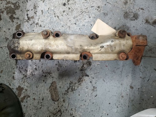 lly exhaust manifold