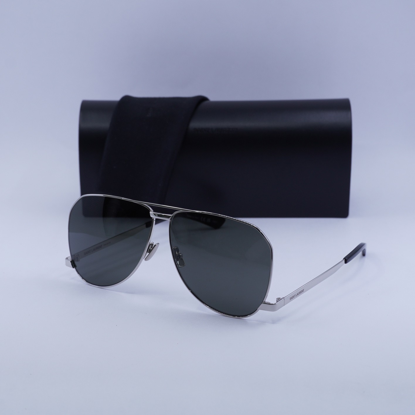 Occhiali da sole Saint Laurent SL690DUST 002 argento grigio 61 11 140 nuovi autentici