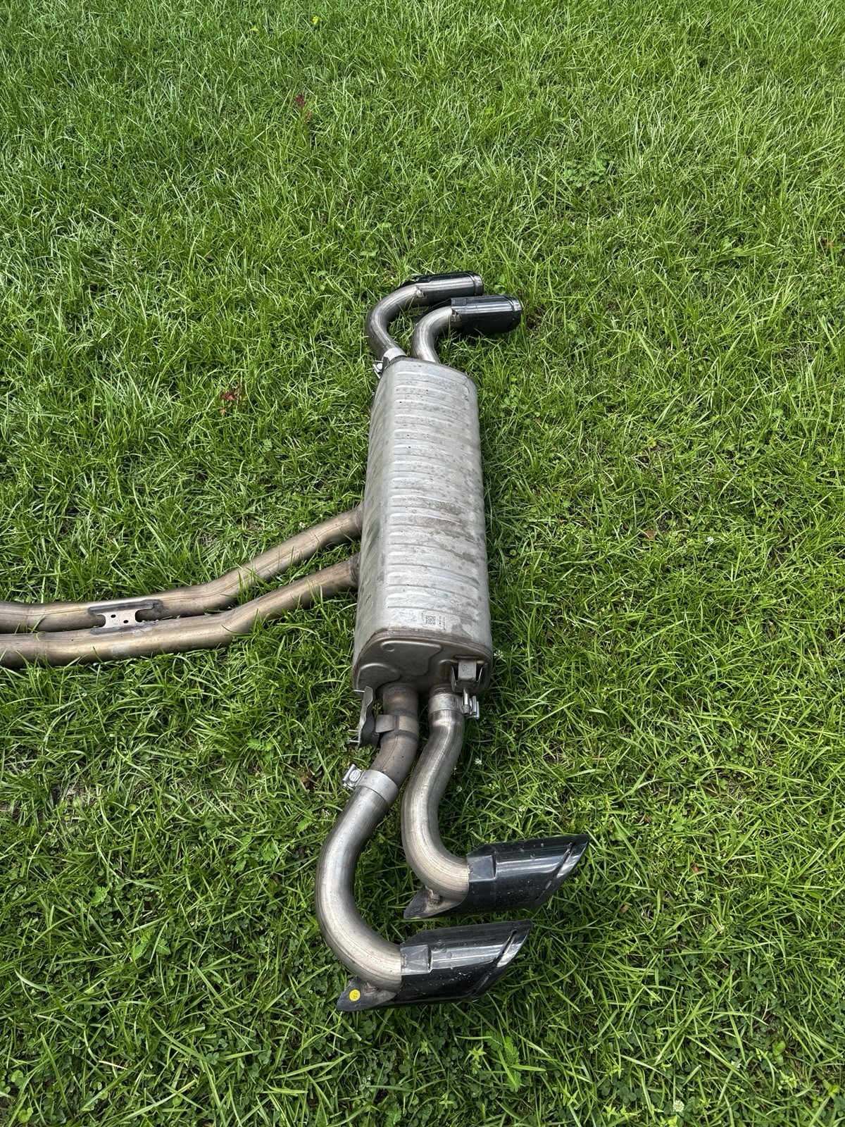 OEM Lamborghini Urus Exhaust System 2019–2022 – Complete Catback with Quad Tips