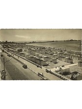 Le Havre - The beach and the cabins towards the jetties - CPSM No. 75, 1955