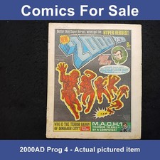 2000ad prog 4 comic - 19 March 1977 - RARE early Judge Dredd (LOT#14555)