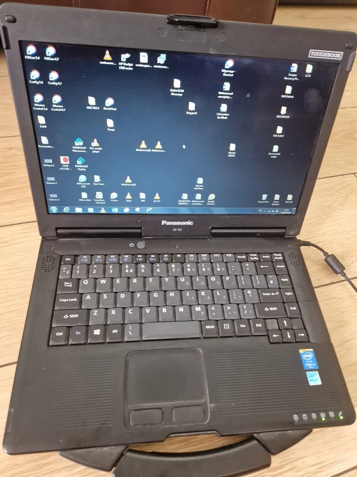  Panasonic Toughbook CF-53 MK4   Core i5 4th gen  4GB RAM 500Gb HDD  256GB SSD  - Image 2 of 4