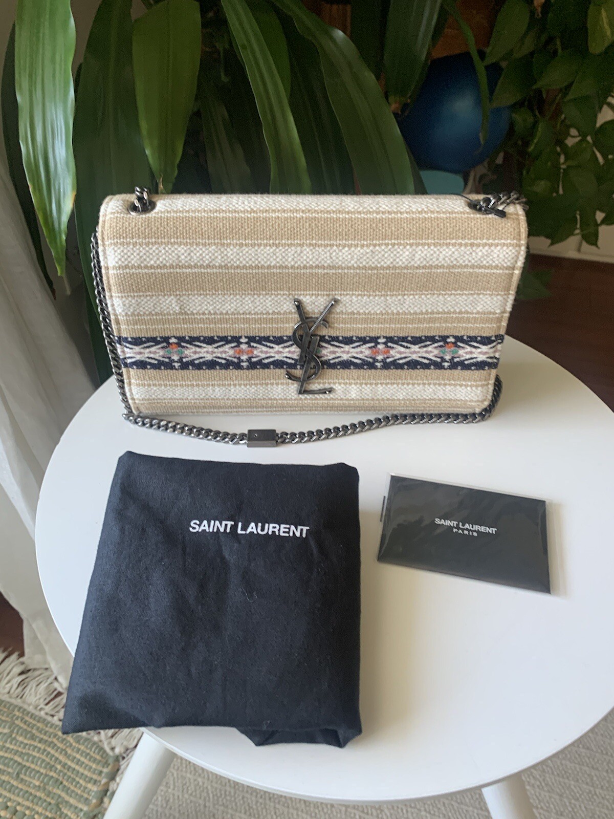 SAINT LAURENT Ysl nuova borsa con patta in toilette e pelle